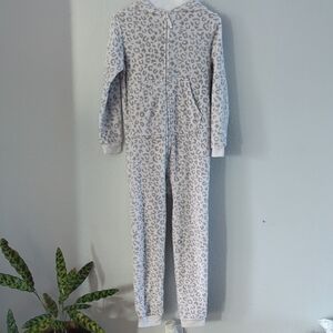 Cat & Jack Gray Leopard Kids Footie